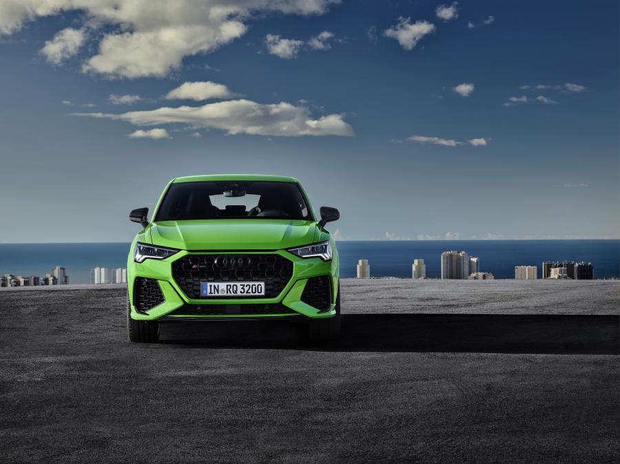  Audi RS Q3 Sportback 2019 года  (WW) (фото 44 из 71)